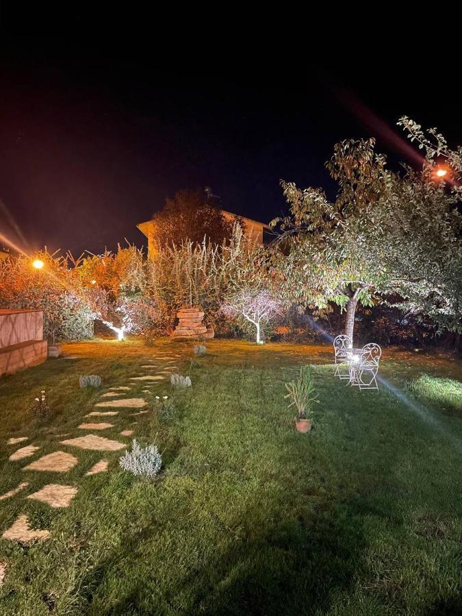 Апартаменты Antica Casa Del Glicine Поджибонси Экстерьер фото